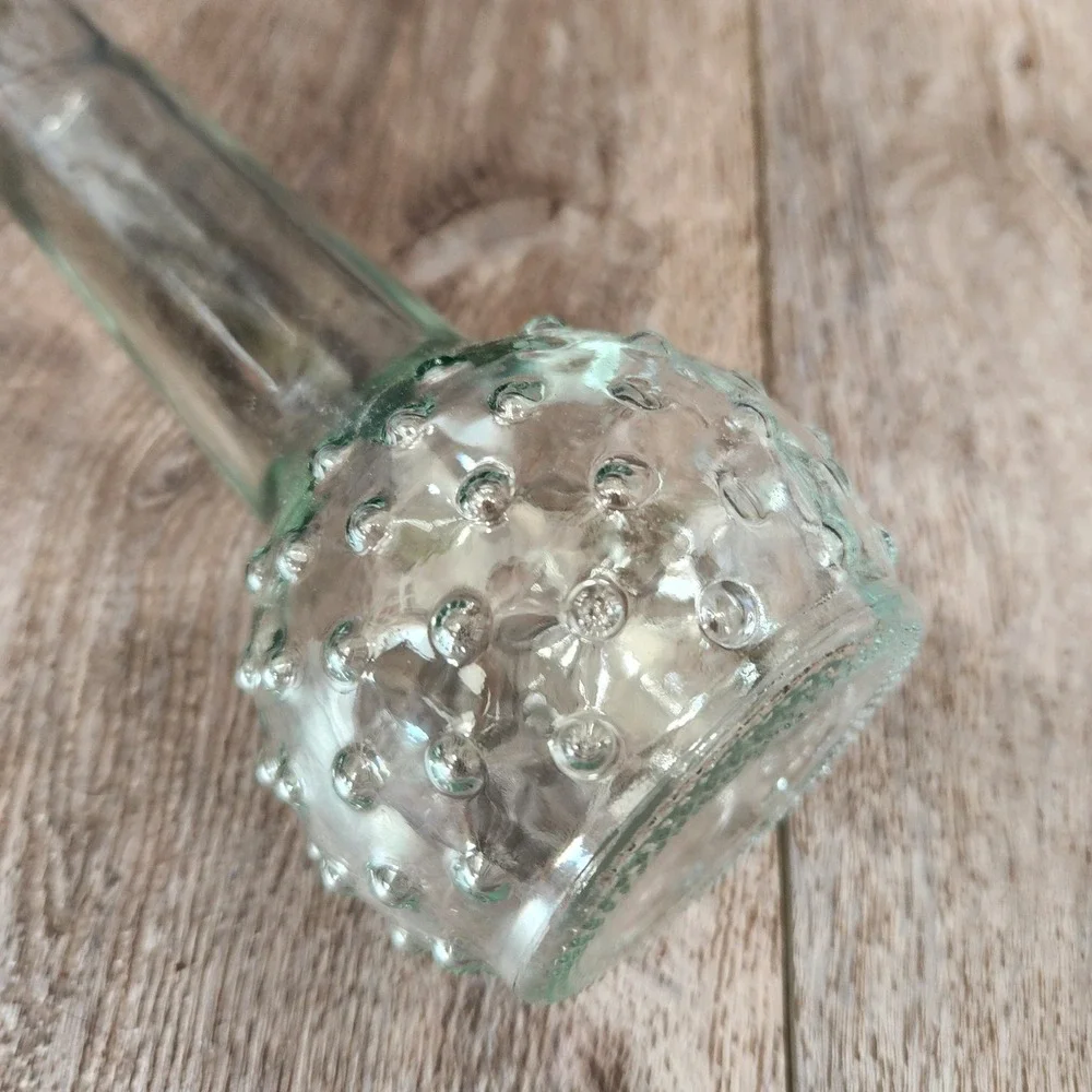N/A vintage hobnail